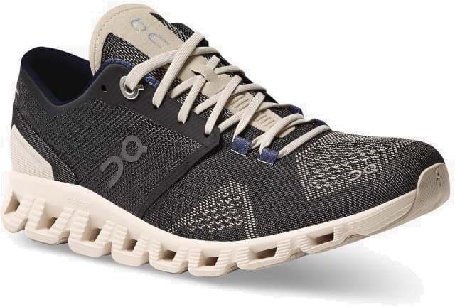 On Running On Cloud X naisten juoksukengät, Black/Pearl